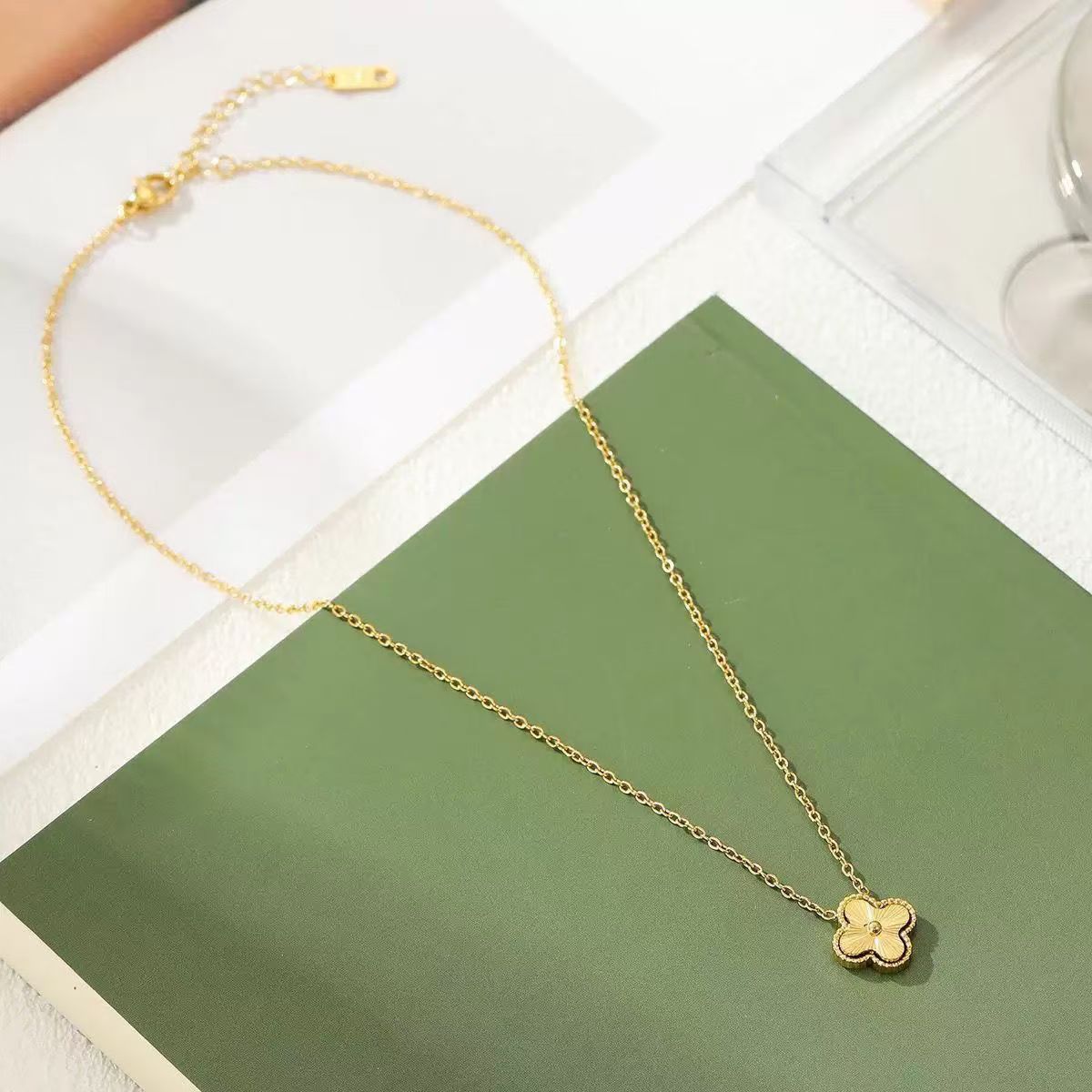 Sand gold jewelry three-piece set-沙金首饰三件套