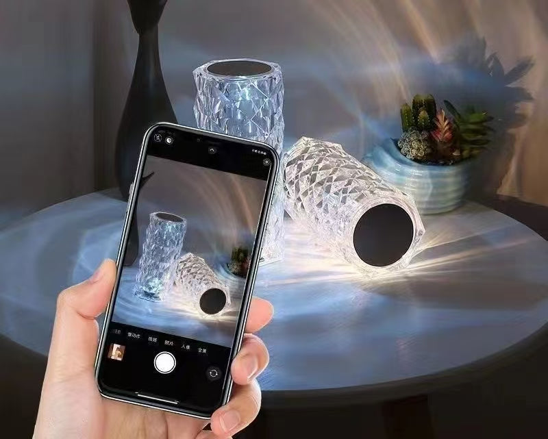 Light luxury crystal table lamp