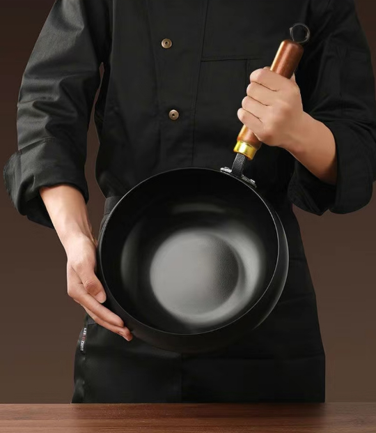 Big belly iron pot